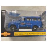 Briggs & Stratton 1953 International Panel Van