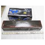 2 die cast vehicles - MIB: GRIP Freightliner (Char