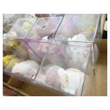 6 Ty Beanie Babies w/ plastic cases