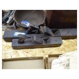 2 vintage wood planes
