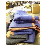 5 packing/moving blankets