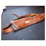 Leather arrow carrier