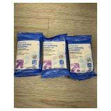 30 wet cleansing towelettes