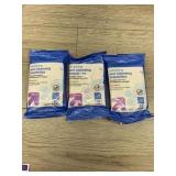 30 wet cleansing towelettes