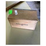 OLD CIGAR BOX