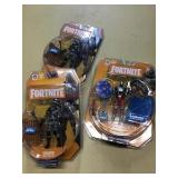 3 FORTNITE FIGURES
