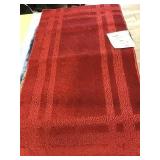 20X34 INCH RED ACCENT THROW RUG