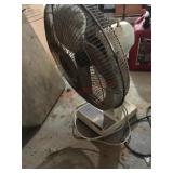 Oscillating fan