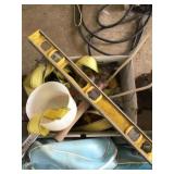Box w/ level/ tie down straps/ weed eater string