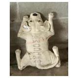 Dog welcome sign for garden