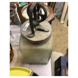 4 Qt. butter churn