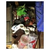 Flat w/ state glasses and figurines/ salt and