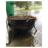 Cast iron kettle on stand (Cracked)