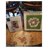 2 Decorator serving plates and picture frame