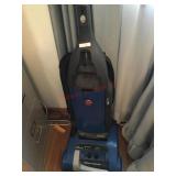 Hoover wind tunnel vacuum