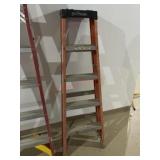 Step ladder
