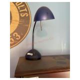 Desk lamp