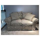 Floral print love seat