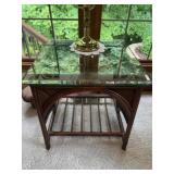 Retain glass top table