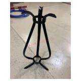 Metal plant stand