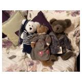 Lot of medium large Boyd