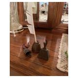 Lot of small quill, bells