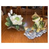 Fishing frog and flower figurine