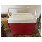 Thermos cooler with lid