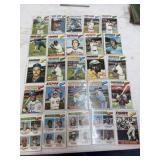 25-1977 Topps baseball cards