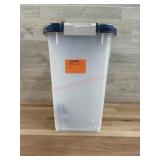 33 quart pet food container