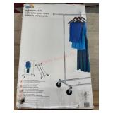 Honey can do garment rack