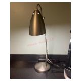 Desktop lamp