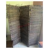 Tri fold whicker dressing screen
