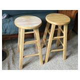 2 oak bar stools