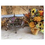 Floral decoratives