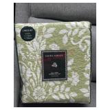 Laura Ashley queen size quilt set