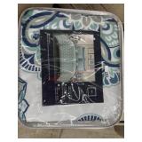 Chic queen duvet cover and shams