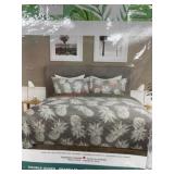 S and co home double queen quilt set