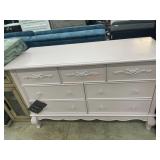 Scratch/Dent mauve dresser
