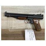 ID# 3997 BENJAMIN Model 132 PELLET W/BOX 22 PELLET