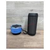 2 Bluetooth speakers