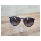 Ray-Ban sunglasses (scratched, earpiece bent)