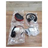 Lot of 4 headsets, used: Wireless mono headset,