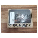 Glock 19X airsoft pistol