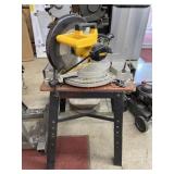 Dewalt 12in compound miter saw