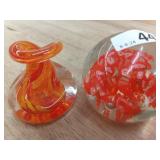 1 LOT - 2 PCS - CLEAR/ORANGE PAPERWEIGHT AND