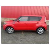 2015 Kia Soul WAGON 4-DR   Miles