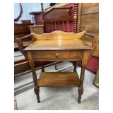 Spindle leg and handle coffee servette