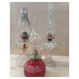1 LOT  -  3 PCS - ASSORTED OIL LAMPS - 2 CLEAR