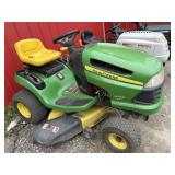 John Deere LA 142 inch riding mower run and